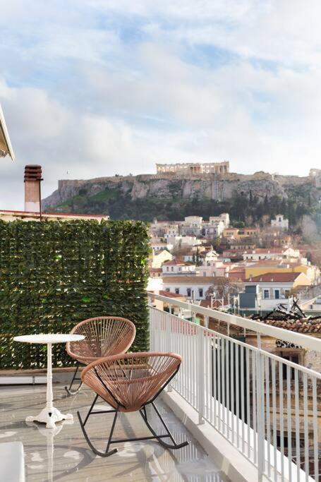 The Parthenon View In The Historical Center! Apartment