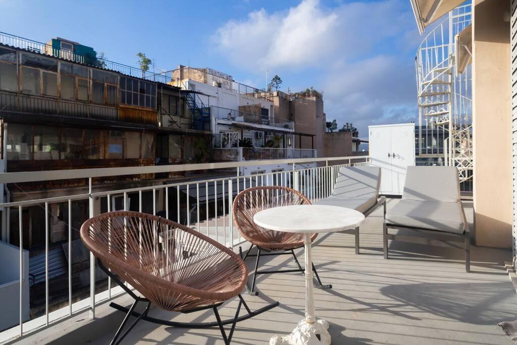 Apartment The Parthenon View In The Historical Center! Athens