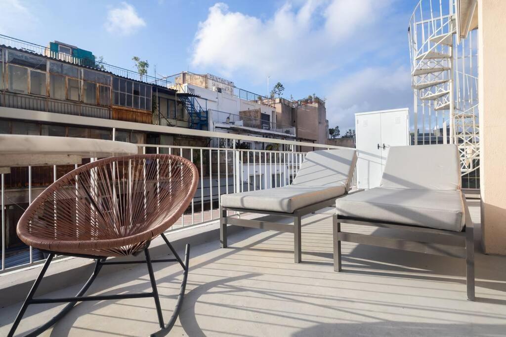 Apartment The Parthenon View In The Historical Center!